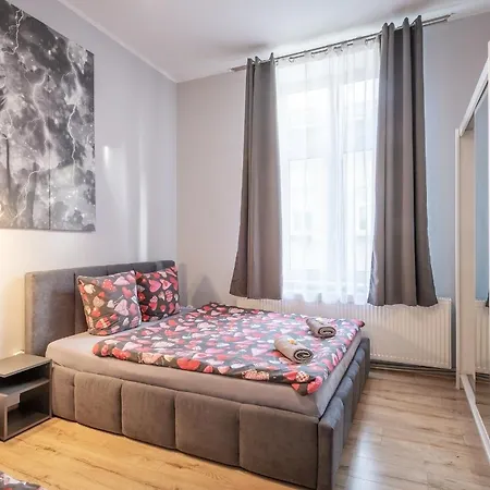 70S Hostel Kraków Zewnętrze zdjęcie